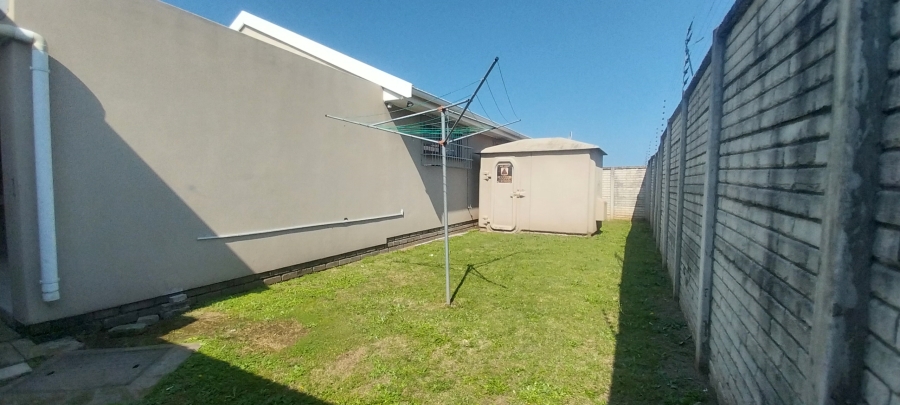 2 Bedroom Property for Sale in Gonubie Eastern Cape